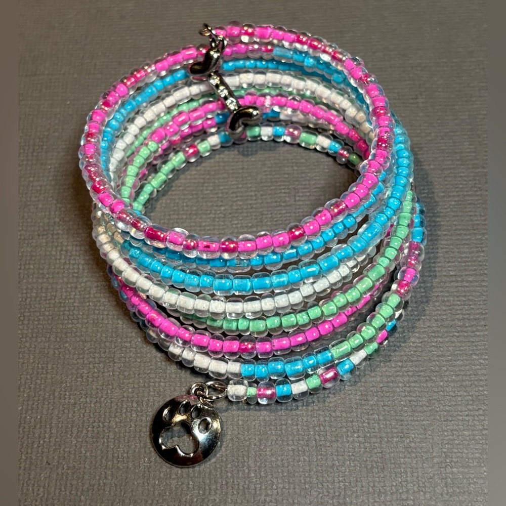 🌸Colorful Memory Wire with Charms🌸
